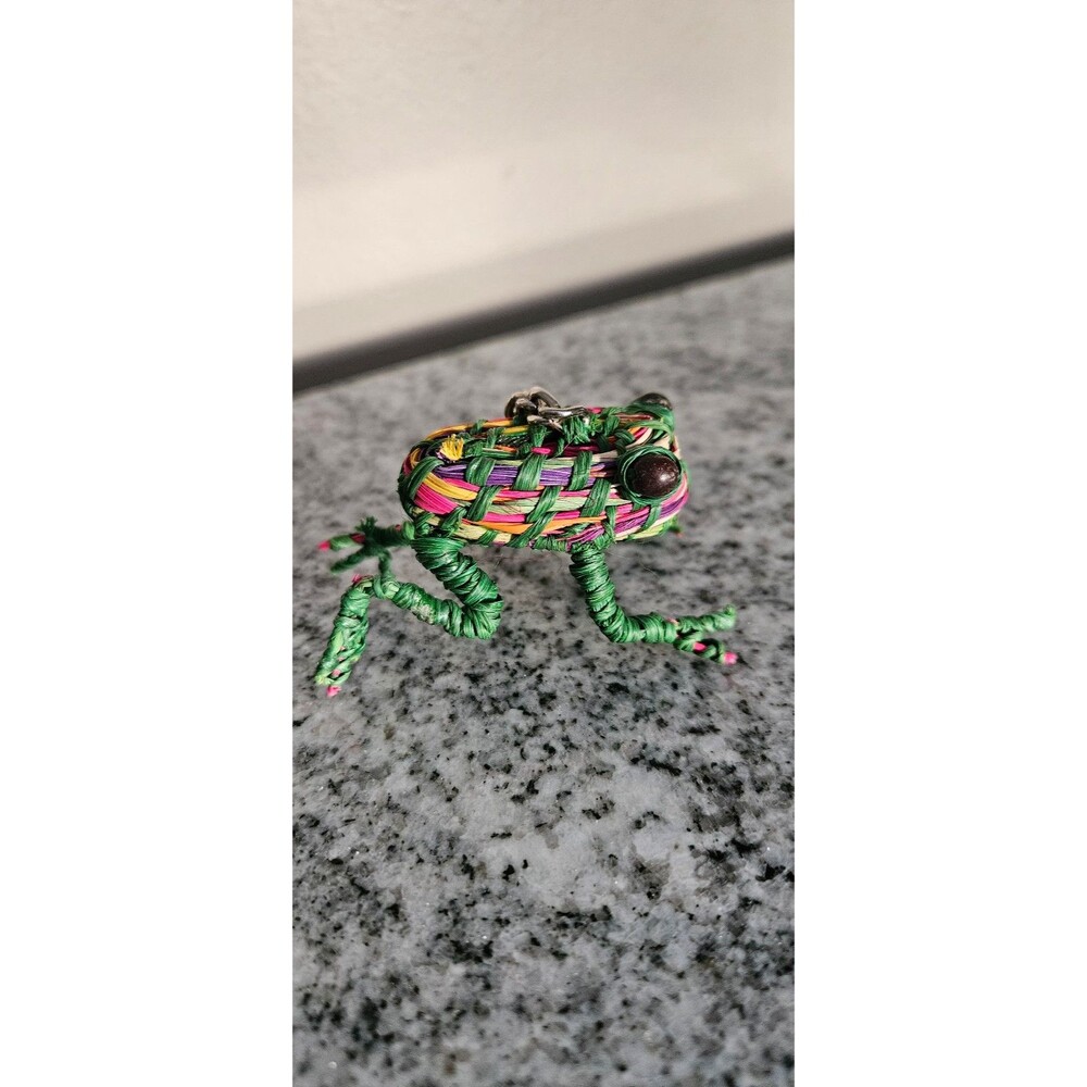 Frog keychain - Picture 3 of 6